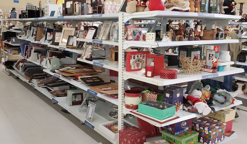 Color Tag Habits And Price Checking That Locals Treat Like A Skill