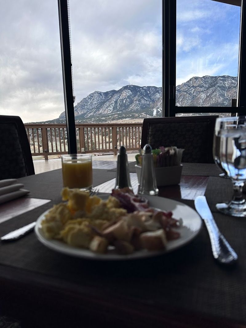 Brunch Here Feels Like More Than A Meal