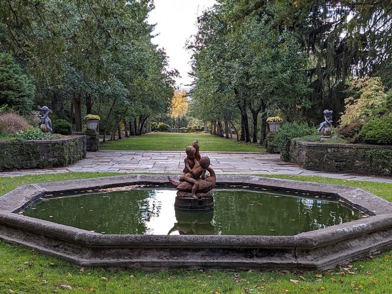 The Botanical Garden That Surrounds Everything