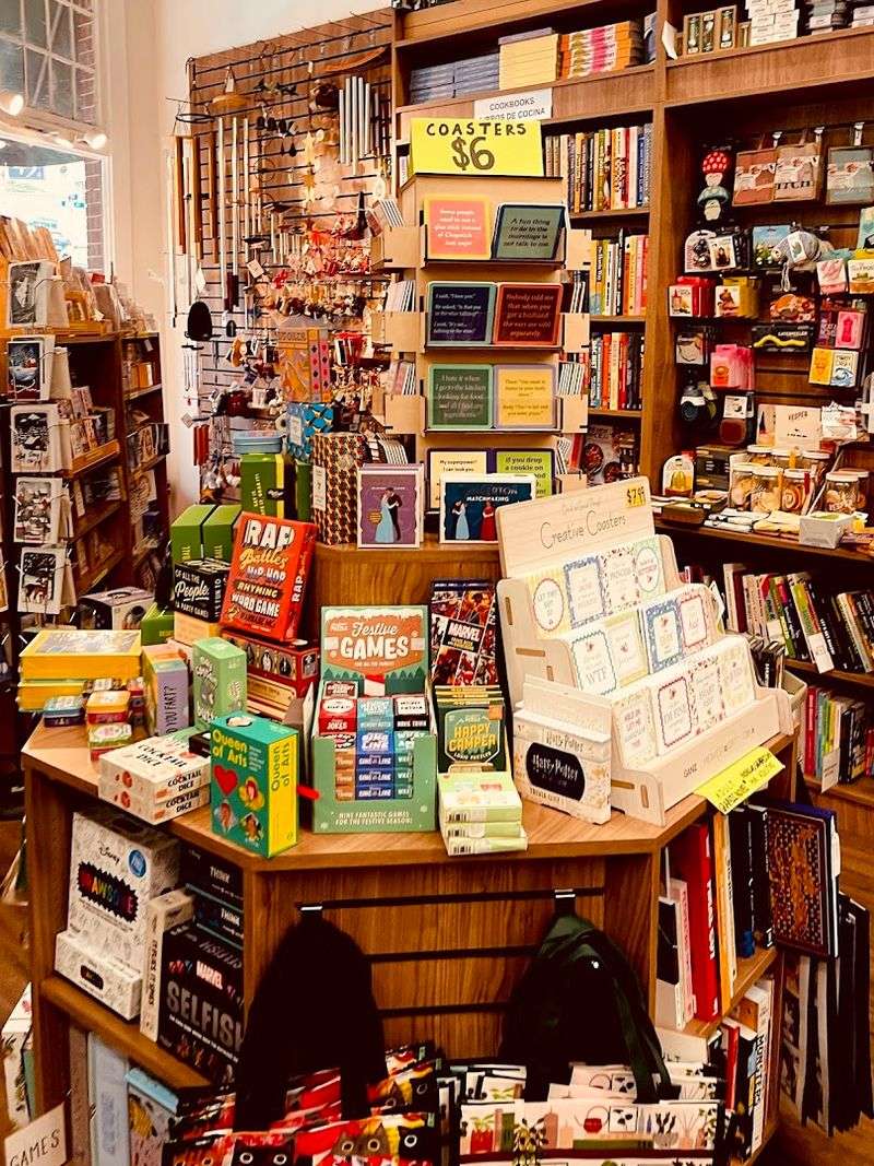 Waucoma Bookstore, Hood River, Oregon