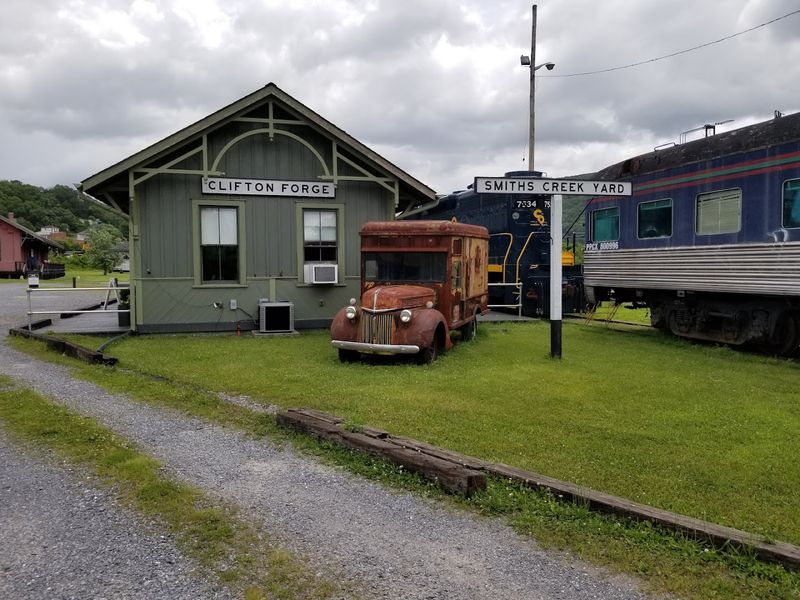 Planning Your Visit to Clifton Forge and the Heritage Center