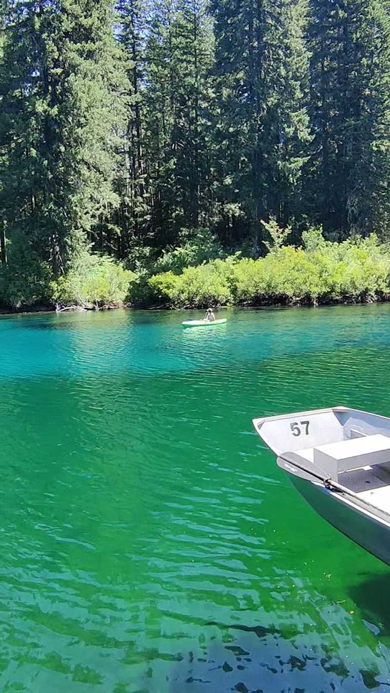 The Snack Shop and Small Restaurant at the Dock