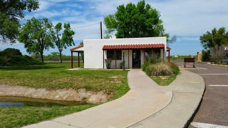 The Historic San Solomon Springs Courts Motel