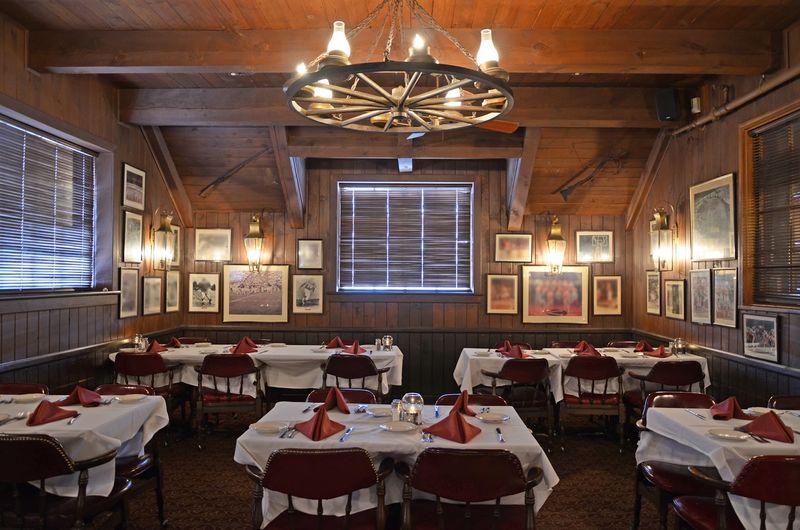 Banquet Rooms Built for Celebrations