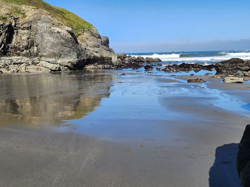 Lone Ranch Beach: Calm, Accessible, and Quietly Spectacular