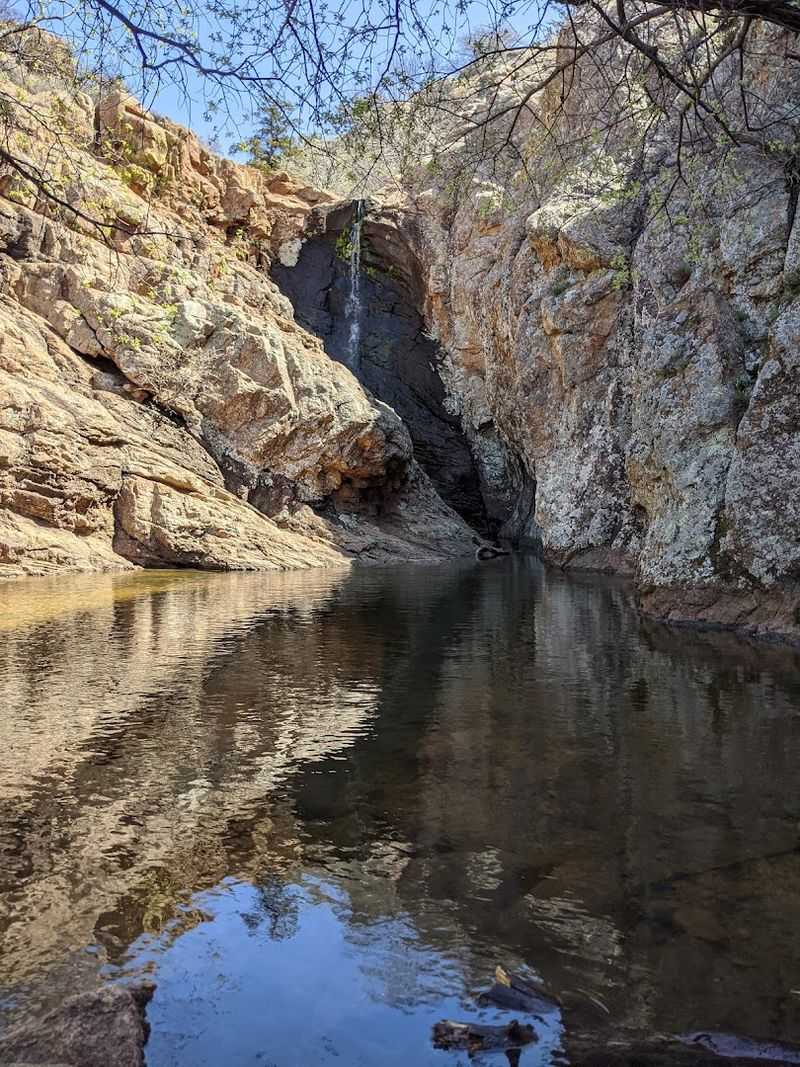 Post Oak Waterfall: The Picture-Perfect Payoff