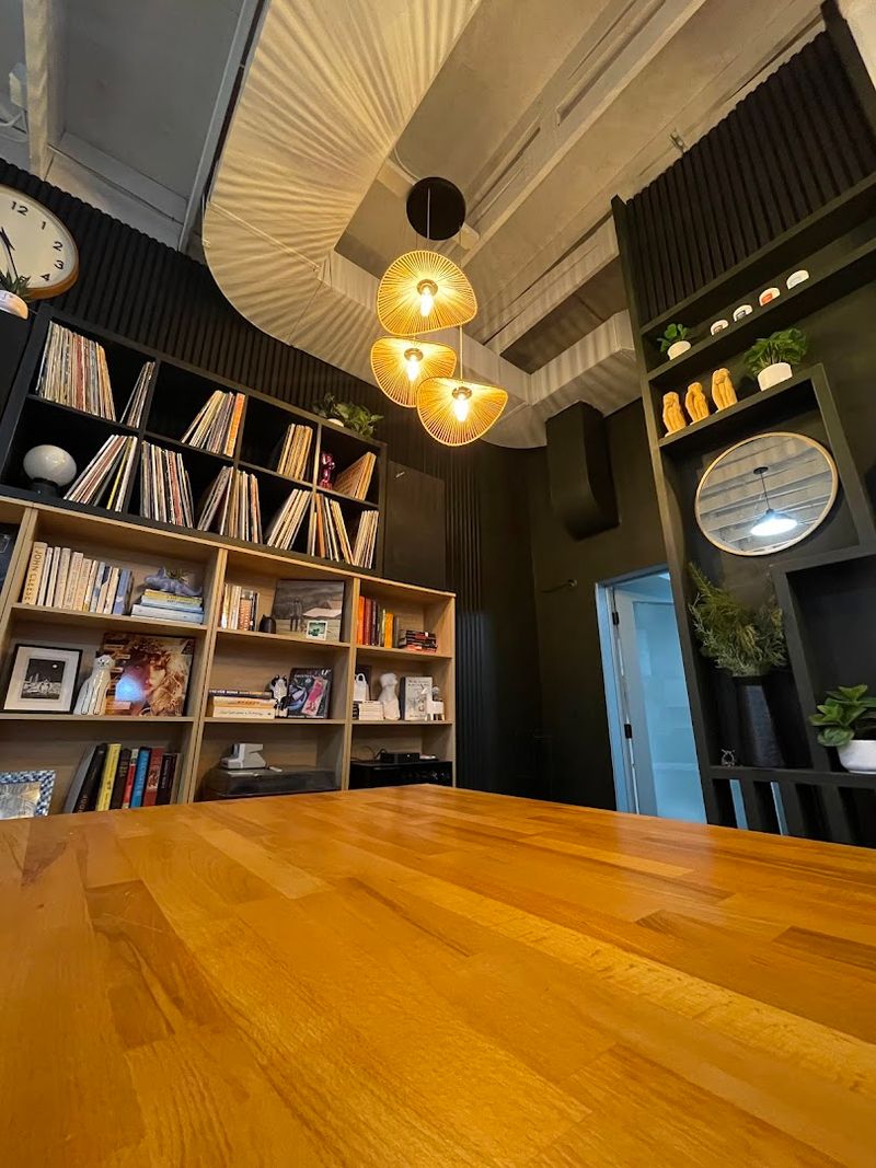 A Space Designed To Feel Like A Tokyo Zen Garden