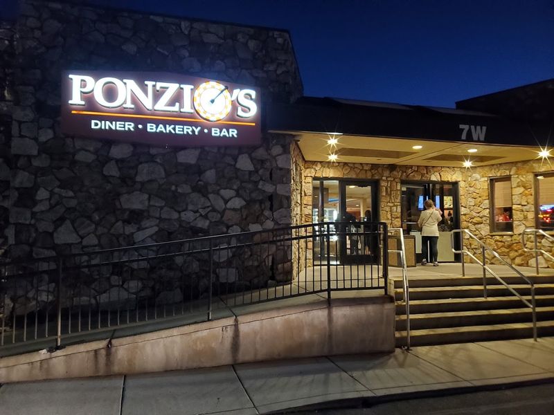 A Cherry Hill Landmark That Belongs on Every Food Road Trip