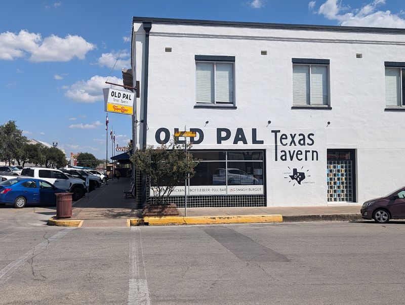 Old Pal Bar & Grill, Texas