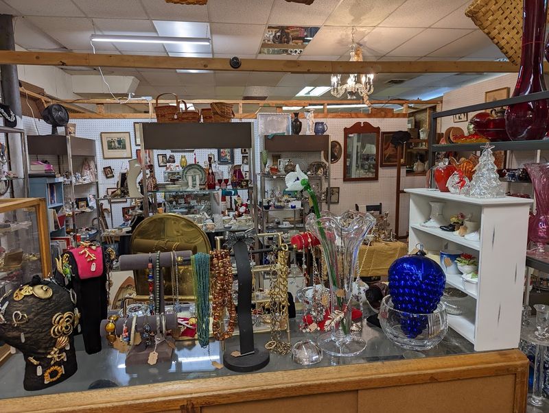Gordonsville Antique and Flea, Gordonsville, VA