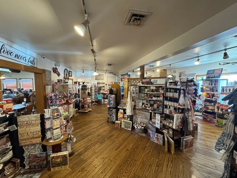 A Yoder Stop That Feels Bigger Than A Simple Dinner