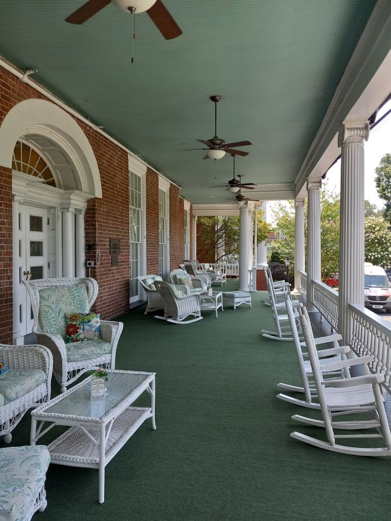 Planning Your Stay and Getting There