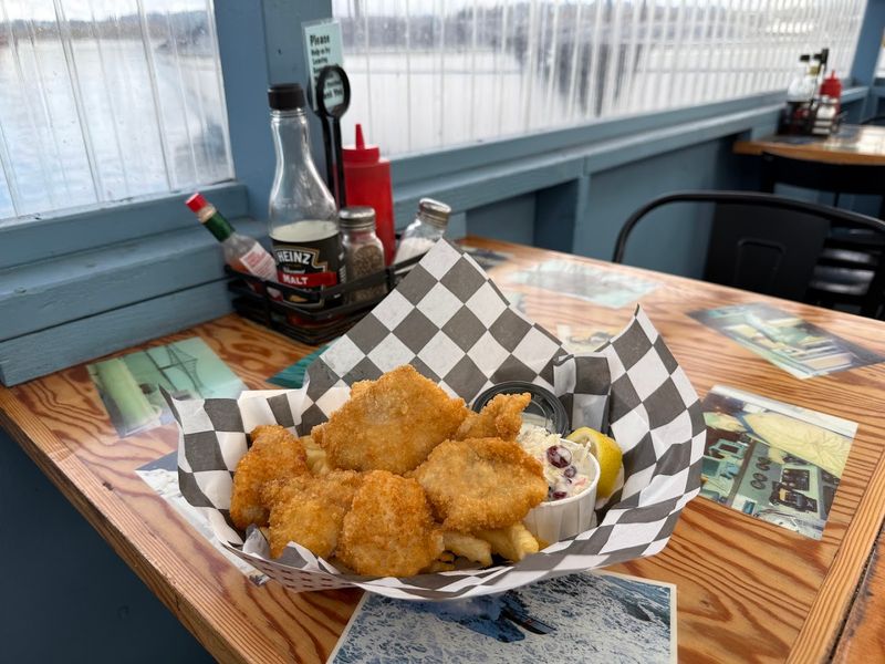 Pacific Seafood Restaurant, Coos Bay, Oregon