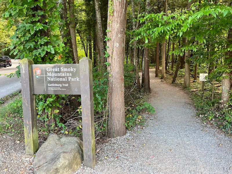 Gatlinburg Trail Parking Areas