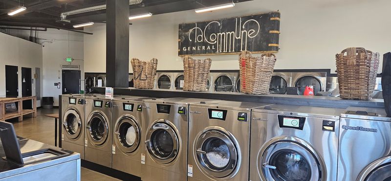 Big Capacity Washers For Comforters And Big Loads