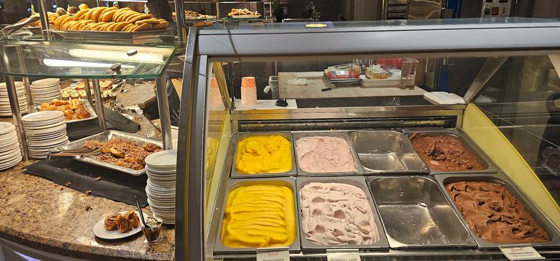 A Dessert Section So Good It Deserves Its Own Dedicated Visit