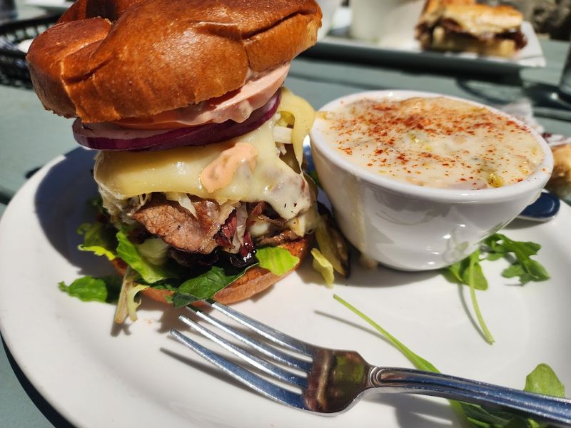 A Hidden Gem for Lunch on the Oregon Coast