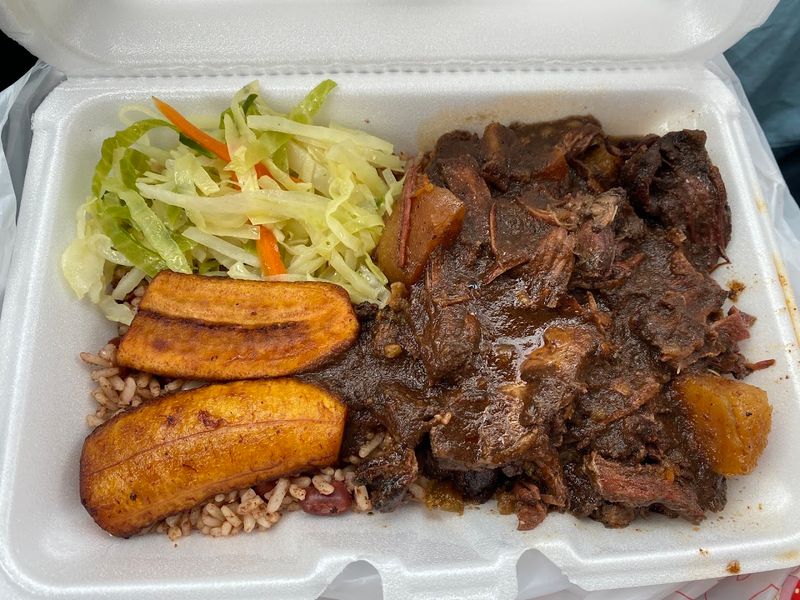 Online Ordering and Delivery That Brings Jamaica Straight to Your Door