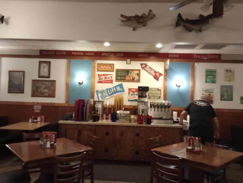 The Atmosphere That Feels Like a Fishing Town Escape