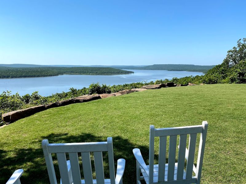 The Beachy Atmosphere That Surprises Every First-Time Visitor