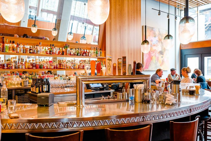 Southpark Seafood, Portland, Oregon