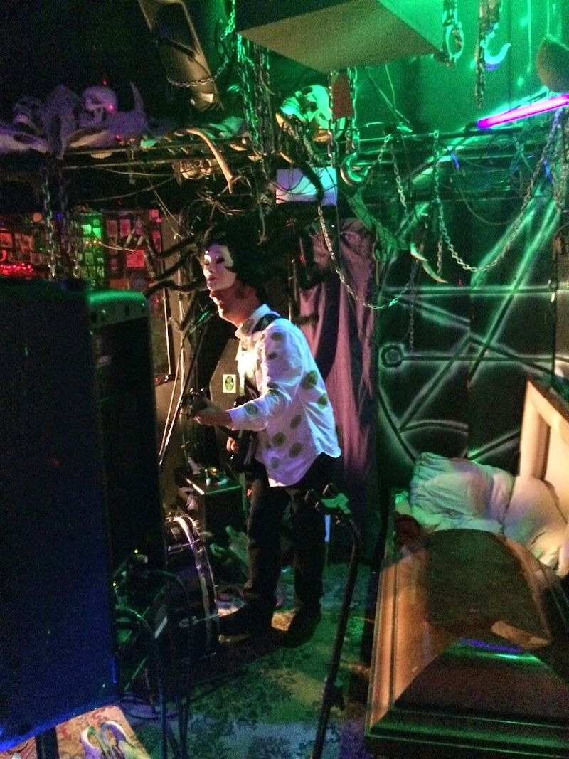 The Coffin Itself: A Photo Moment You Cannot Skip