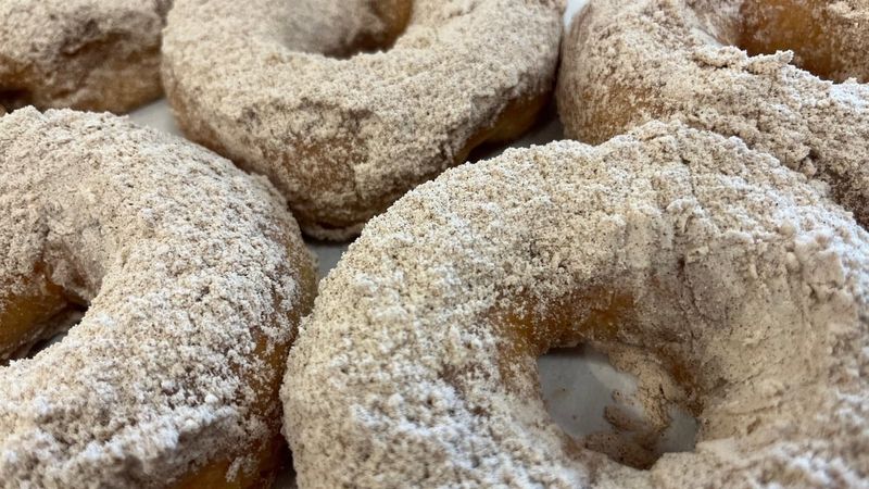 Rise 'n Roll Bakery and Deli