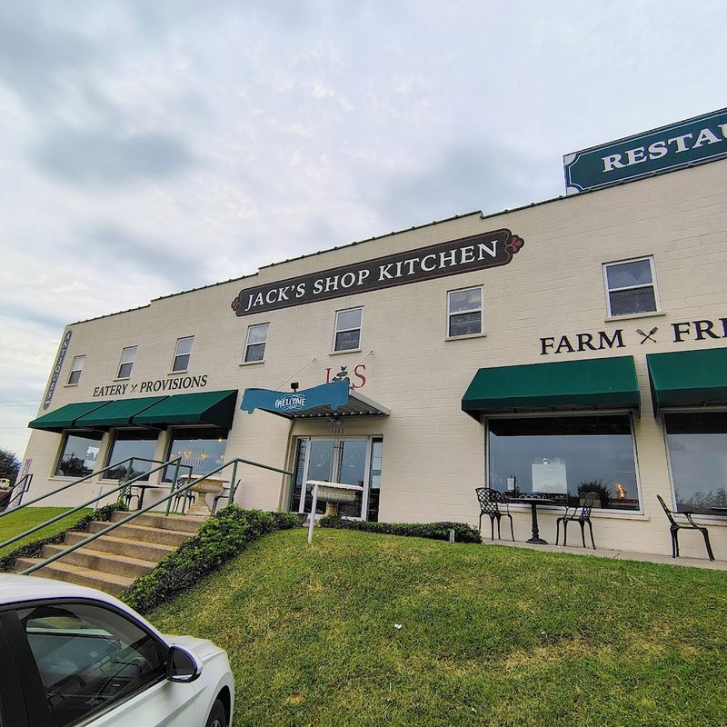 A Location That Makes the Drive Completely Worth It