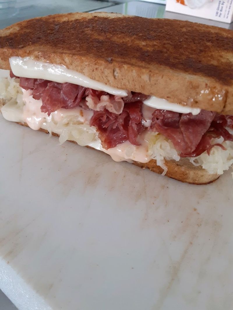 The Reuben That Rivals Big-City Delis