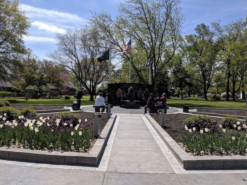 Crowd And Parking Reality, How To Keep It Chill