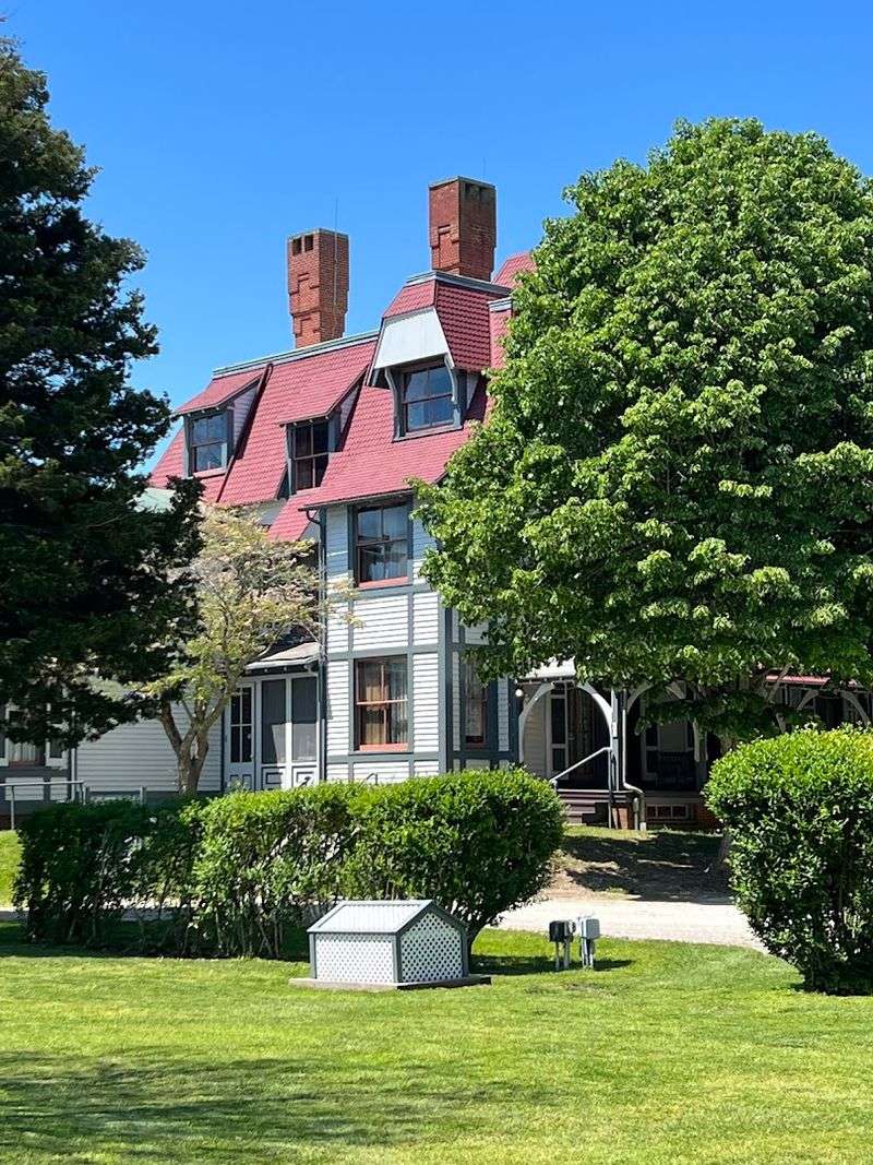 How MAC Rescued a Mansion From the Brink of Ruin