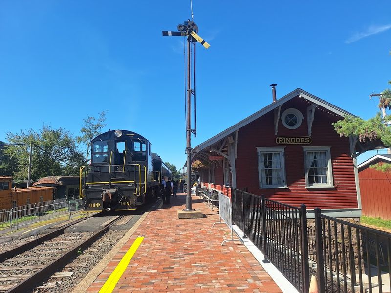 Festival Hopper and the Corn and Tomato Celebration