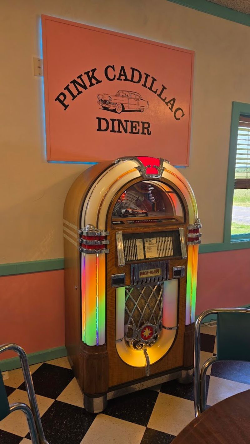 The Classic Jukebox That Sets the Whole Mood