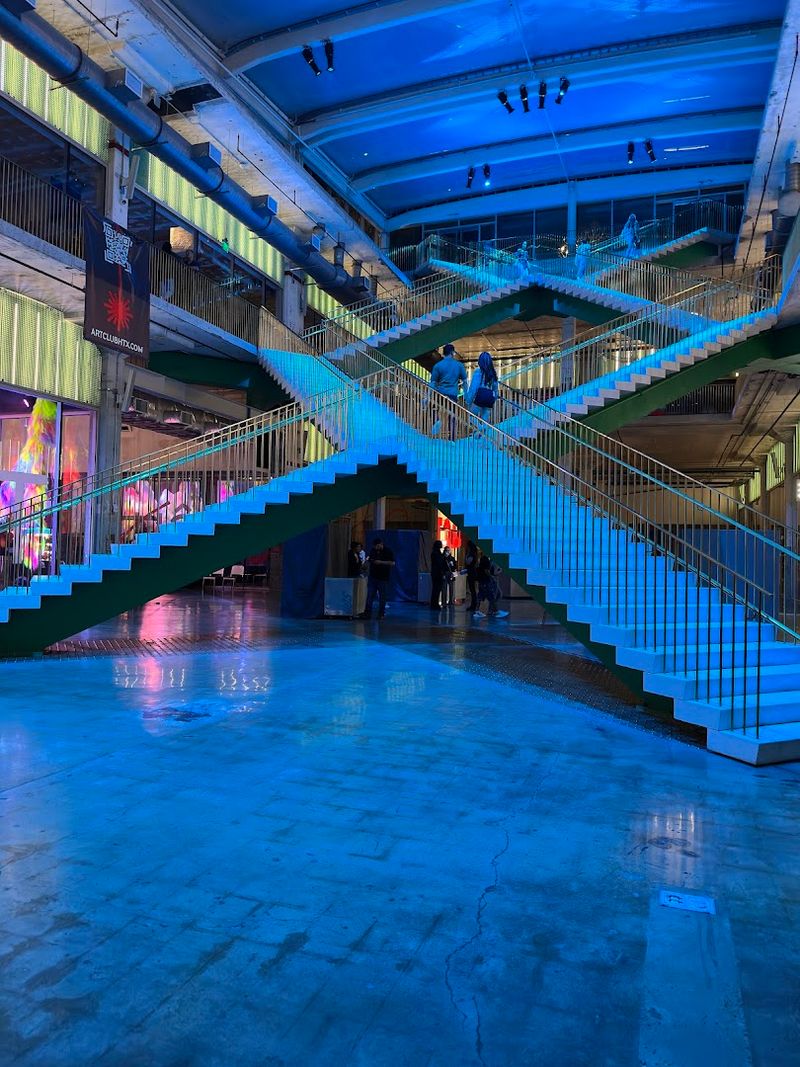 Parking and Practical Tips for First-Time Visitors