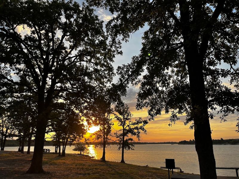 Camping Around the Lake During All Seasons