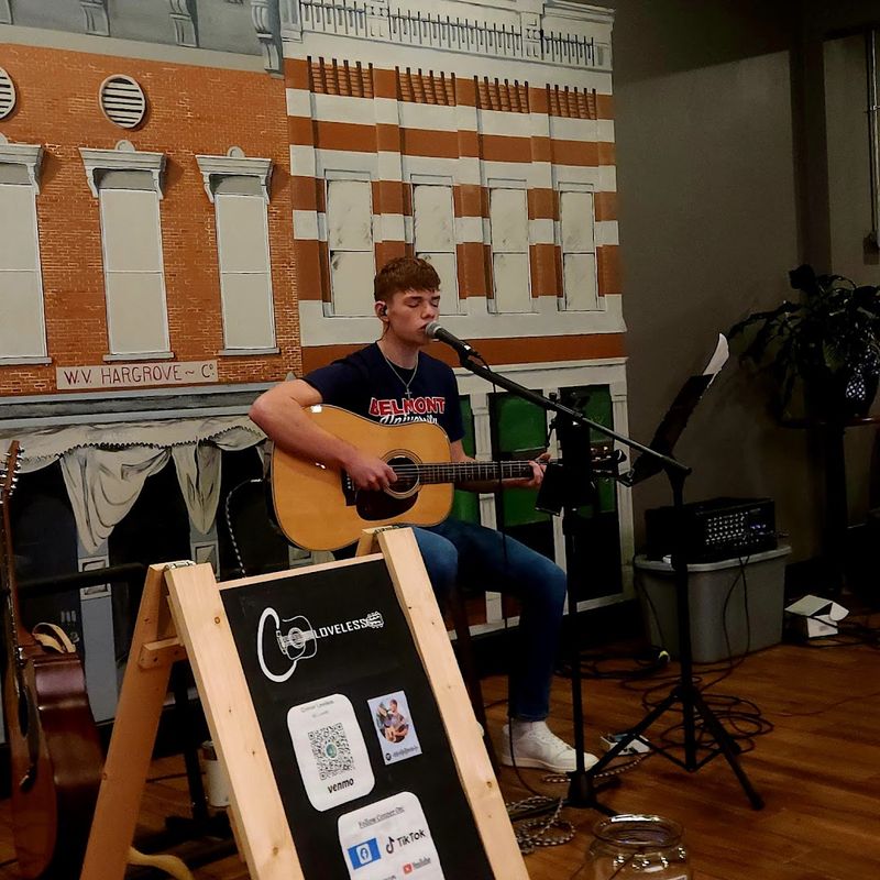 An Atmosphere That Families and Friend Groups Both Feel Completely at Home In