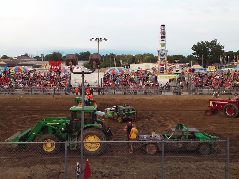 Concessions and Food Vendors Keep Energy High Throughout the Day