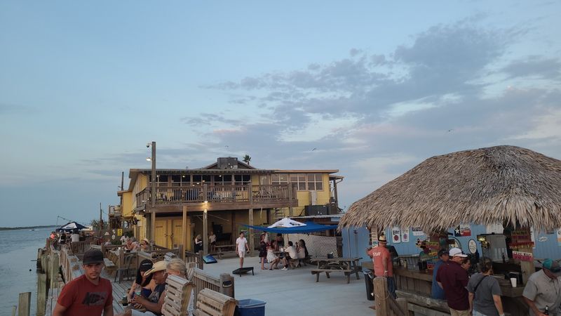 The Down Under Cafe Brings the Atmosphere to Life