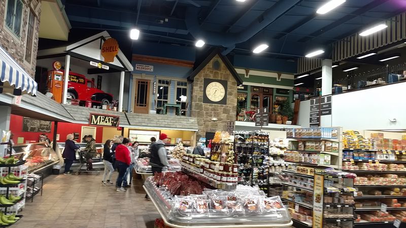 Why This Ohio Stop Feels So Easy To Linger In