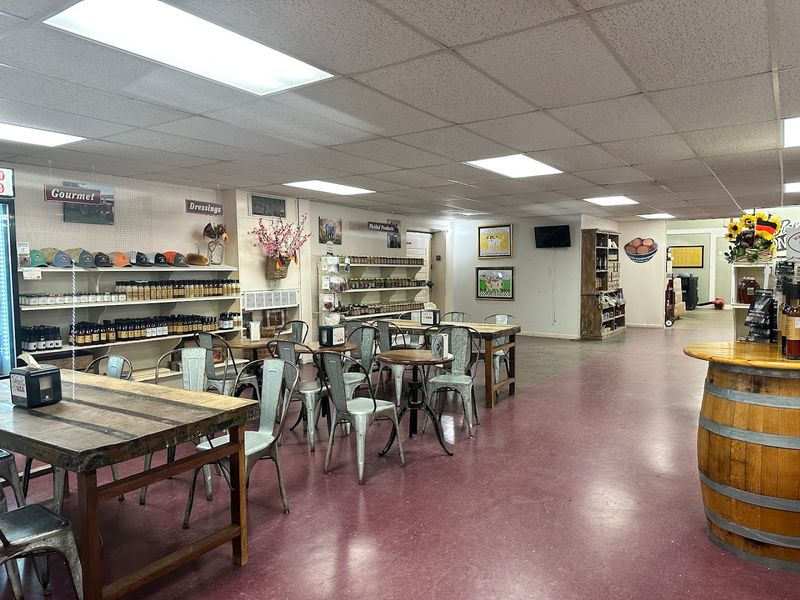 Peach Ice Cream That Stops You in Your Tracks