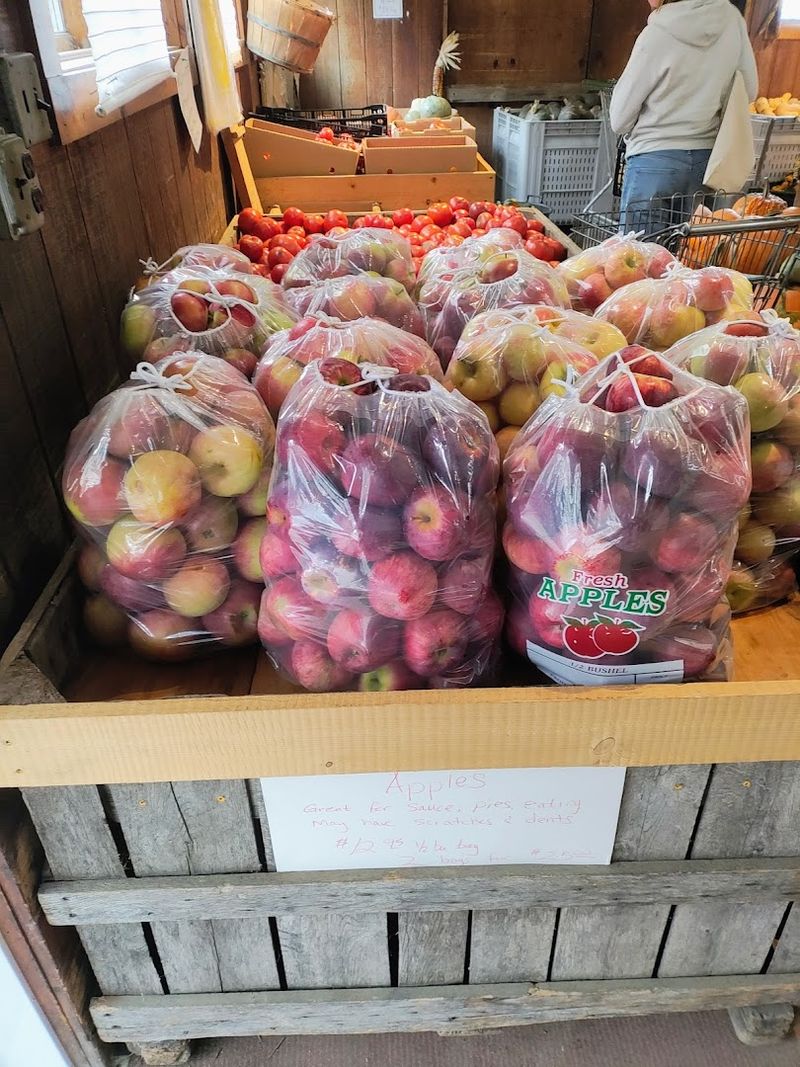 Why The Fruit Stand Feels So Rewarding To Browse