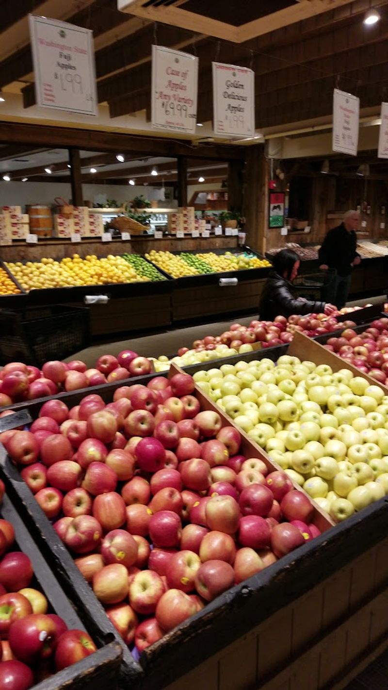 Apple Cider That Tastes Like Fall in a Bottle