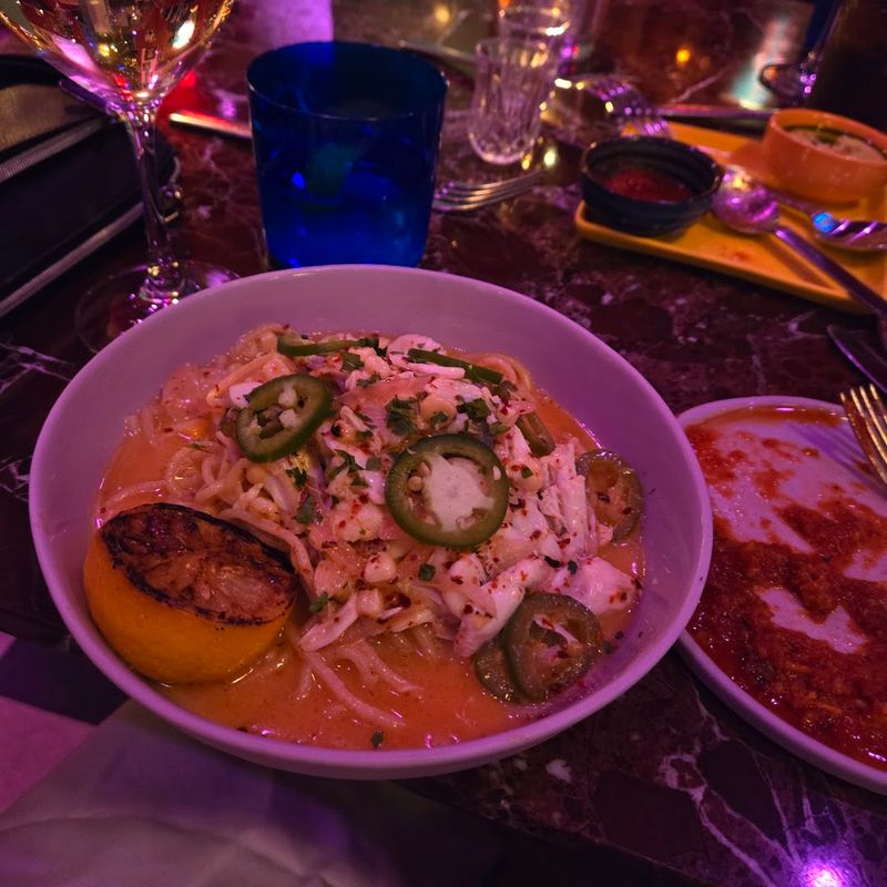 Tingly Cacio e Pepe That Plays by Its Own Rules