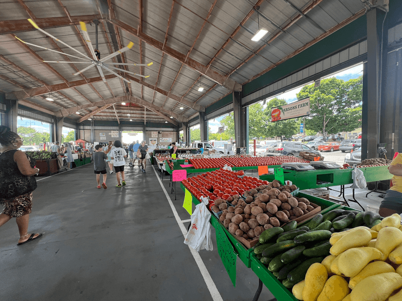 The Farmers Market Setting That Makes This Stop Stand Out