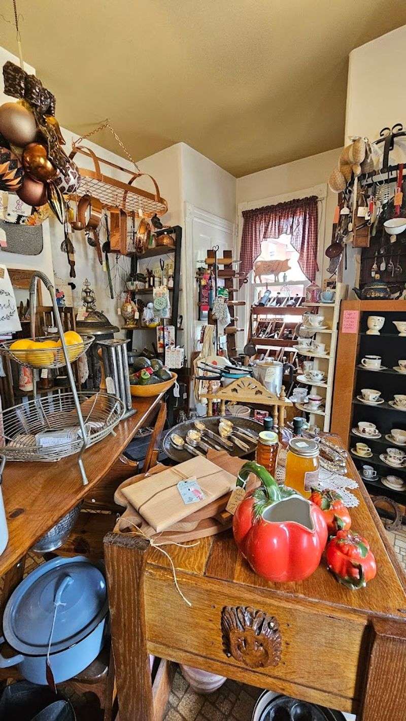 Kitchen Gadgets and Collectible Treasures