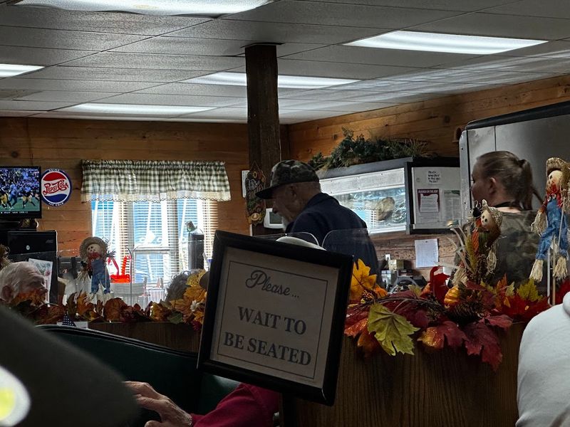 The Atmosphere That Reminds You of Something Familiar