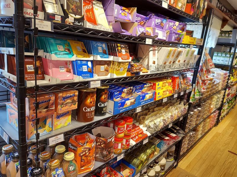 Fudge And Snack Add-Ons That Somehow End Up In The Bag