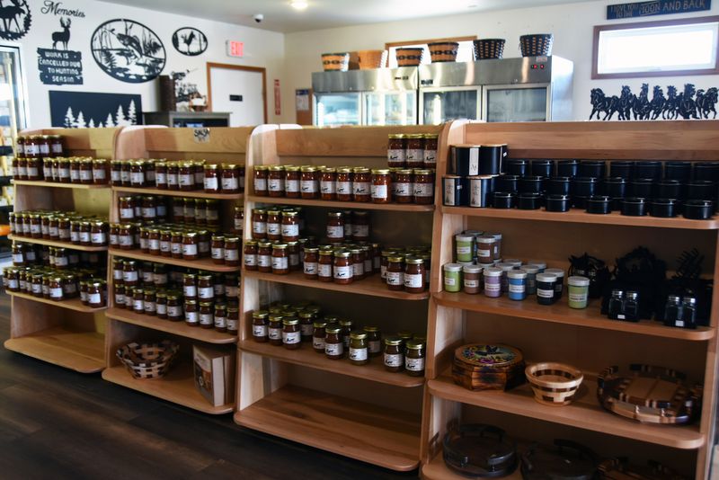 Amish Country Add-Ons Like Candy, Maple, And Pantry Extras