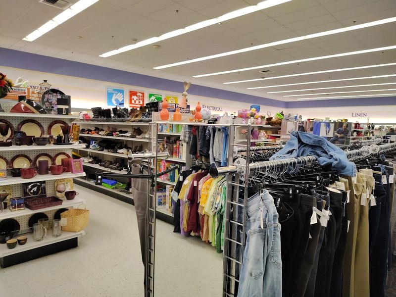 Value Village, Tigard, OR