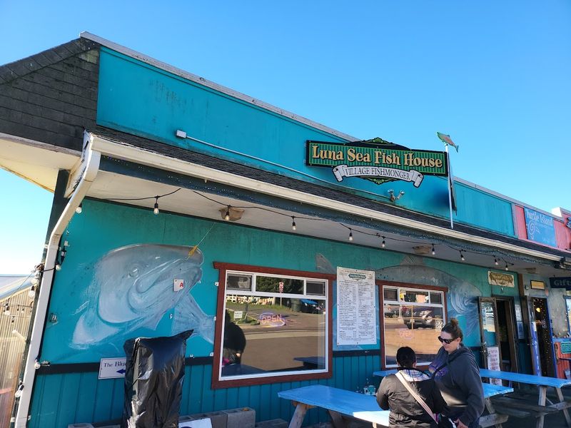 Luna Sea Fish House, Yachats, Oregon